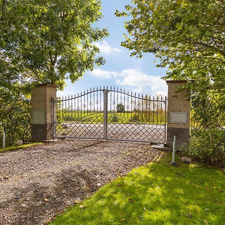 B&B Hoptille Hilaard Bagian luar foto